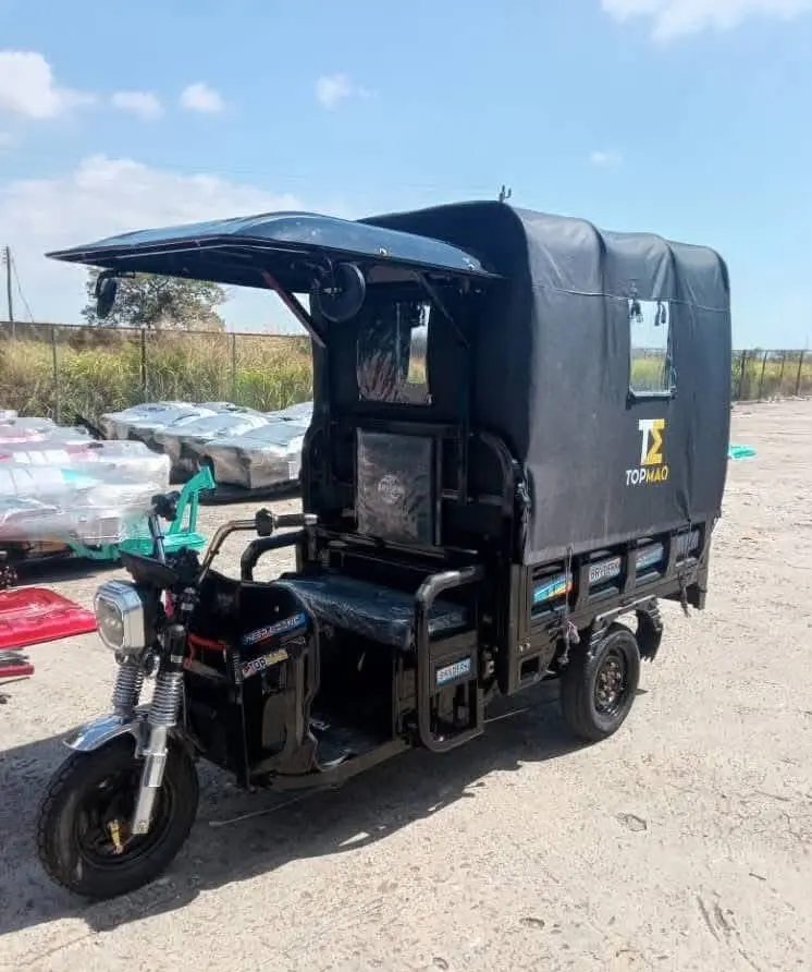 TRICICLO ELÉCTRICO BRYDERK-TOPMAQ